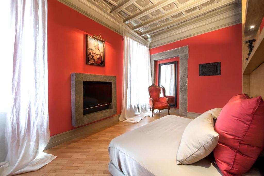Raffaello Charmsuite Rome Room photo